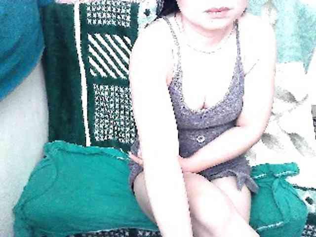 GrrrHottt18 webcam