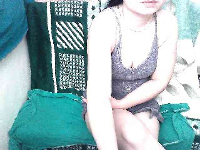 GrrrHottt18 webcam