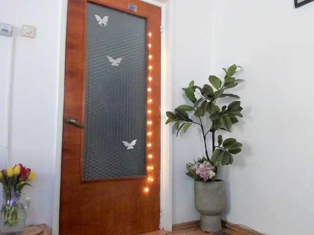 MissLullu's BongaCams show and profile