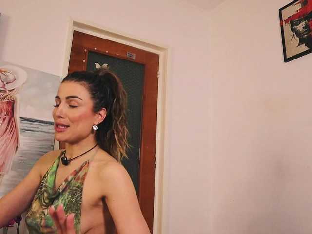 MissLullu's BongaCams show and profile