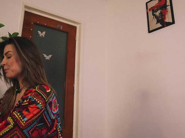 MissLullu's BongaCams show and profile