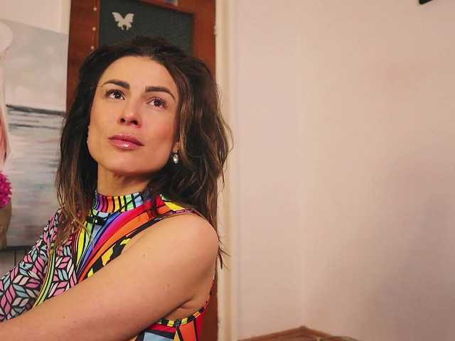 MissLullu's BongaCams show and profile