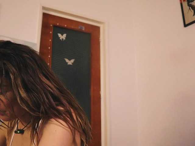 MissLullu's BongaCams show and profile