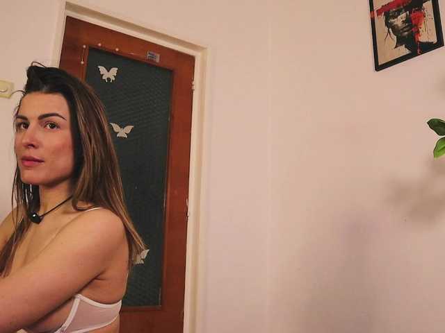 MissLullu's BongaCams show and profile