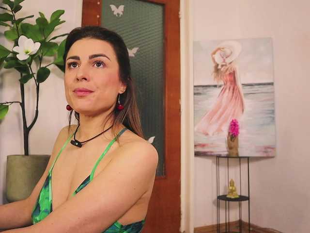 MissLullu's BongaCams show and profile