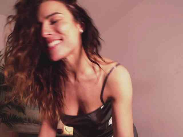 MissLullu webcam