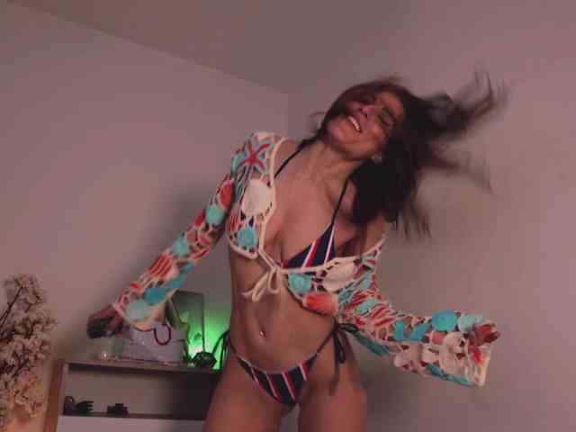 MissLullu webcam