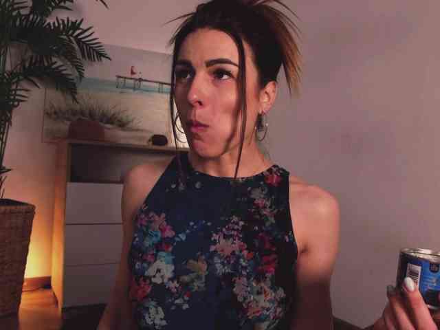 MissLullu webcam