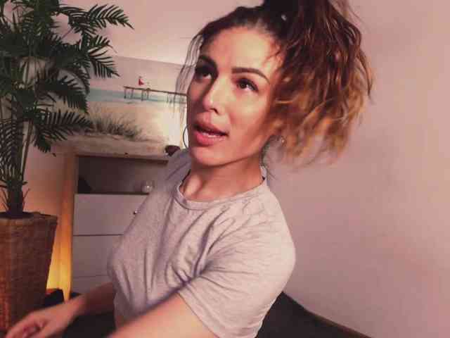 MissLullu webcam