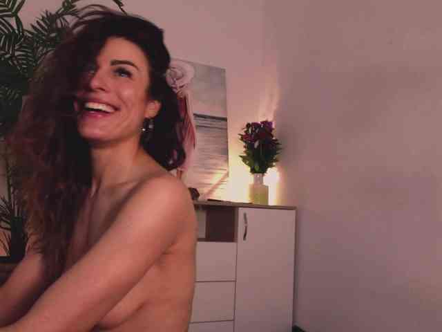 MissLullu webcam