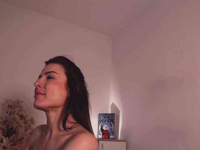 MissLullu webcam