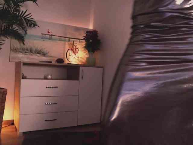 MissLullu webcam