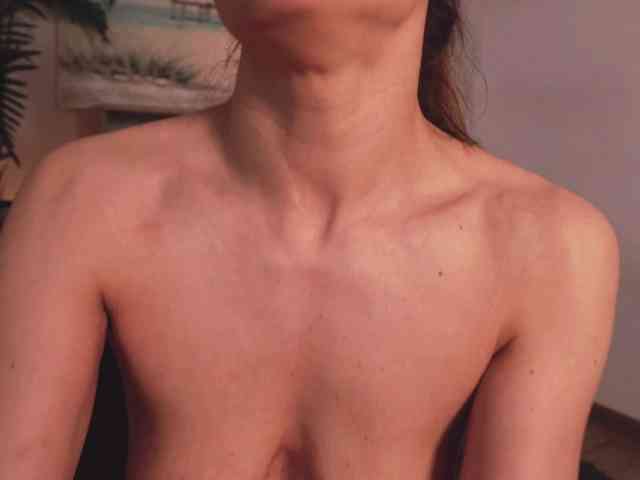 MissLullu webcam