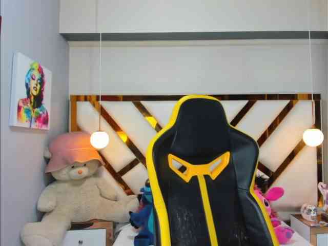lady-ary webcam