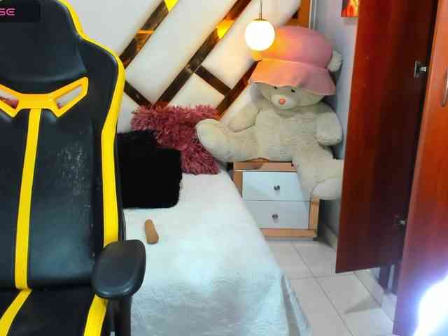 lady-ary webcam