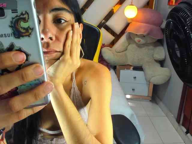 lady-ary webcam