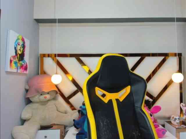 lady-ary webcam