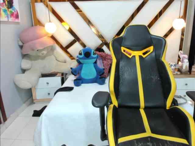 lady-ary webcam