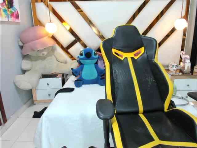 lady-ary webcam