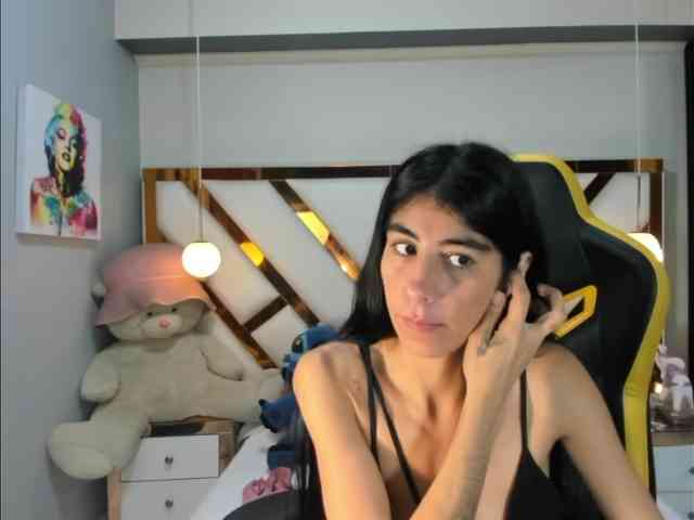 lady-ary webcam