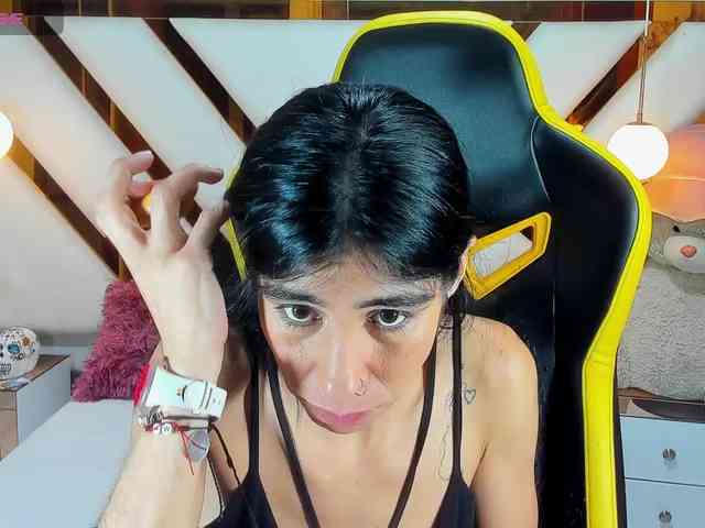lady-ary webcam