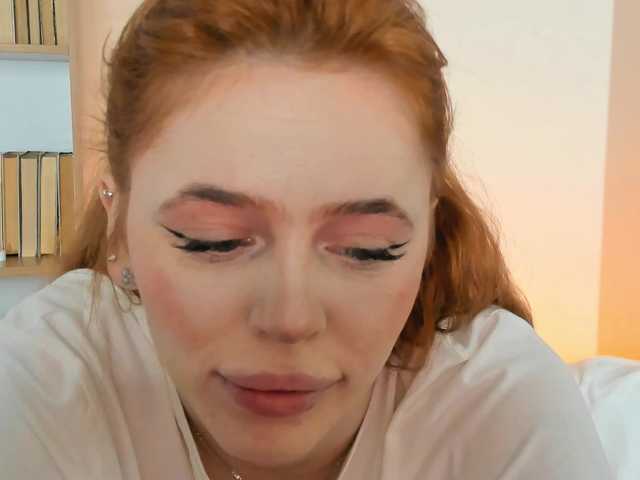 MissRedFox from BongaCams