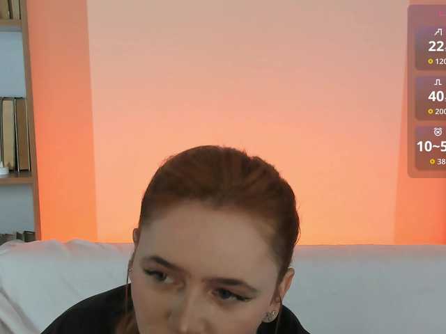 MissRedFox from BongaCams