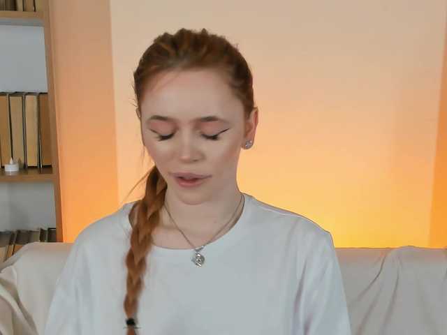 MissRedFox from BongaCams
