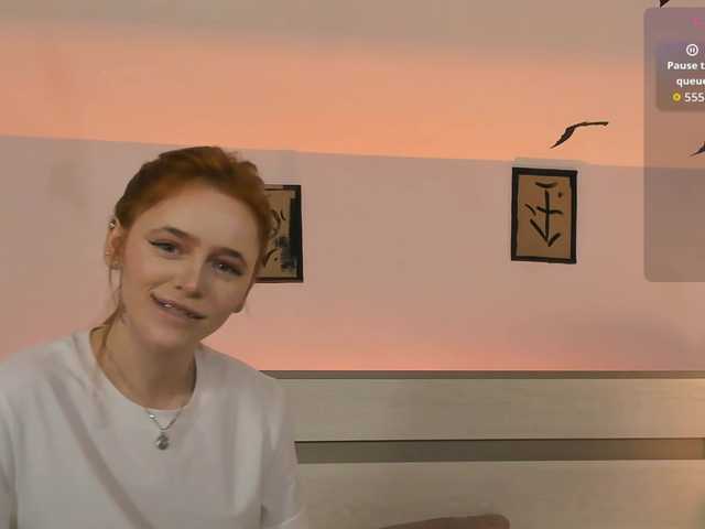 Sexy MissRedFox wants you to fuck her body now MissRedFox from BongaCams