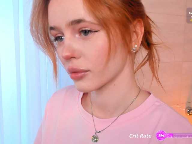 MissRedFox's BongaCams show and profile