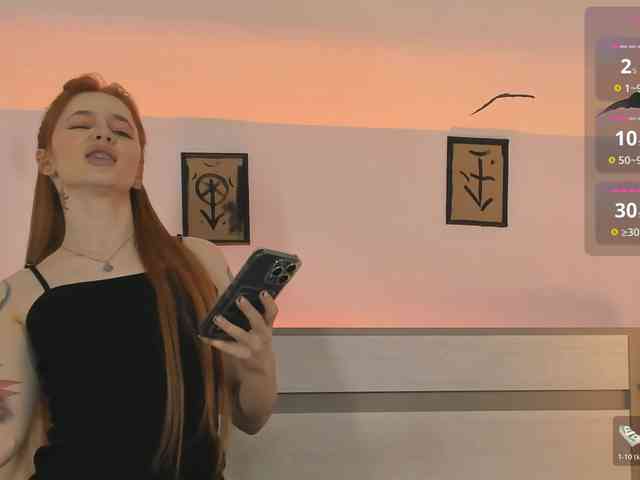MissRedFox bongacams