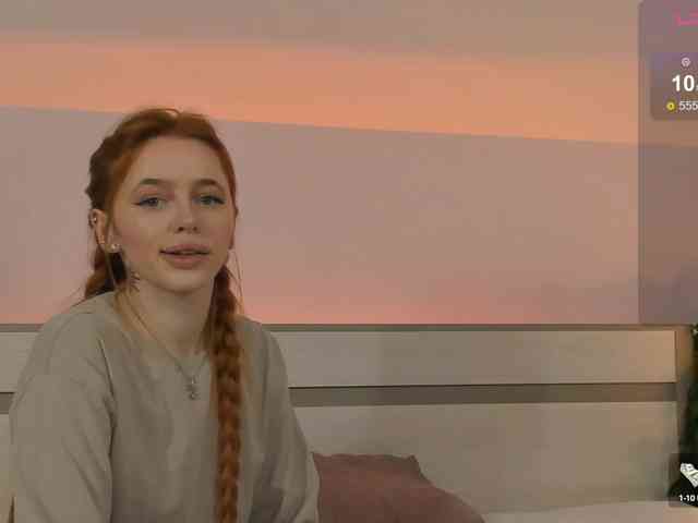 MissRedFox's webcam live show