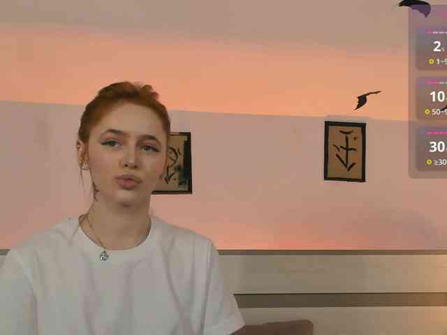 MissRedFox bongacams