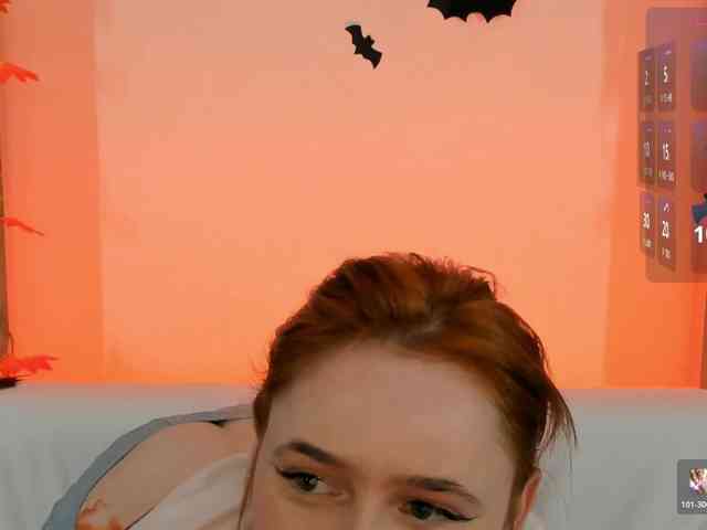 MissRedFox bongacams