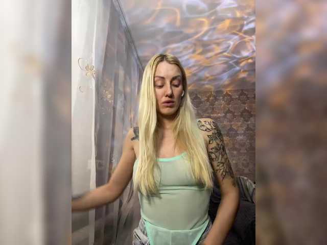 StreKoza's BongaCams show and profile