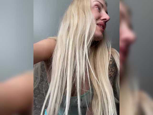 StreKoza's BongaCams show and profile