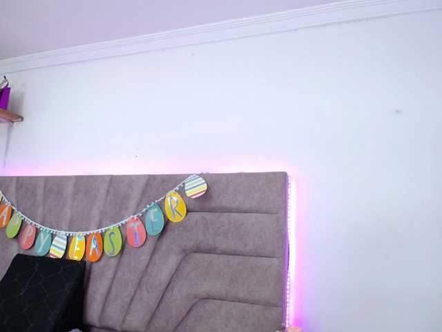 Jessica-Kraft's BongaCams show and profile