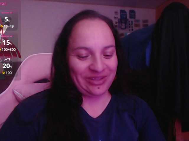 miaabrownn2's BongaCams show and profile