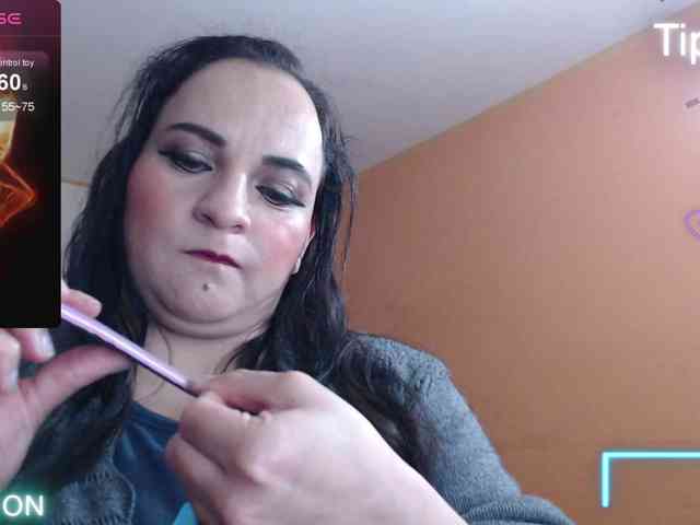 miaabrownn2 webcam