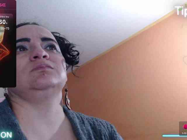 miaabrownn2 webcam