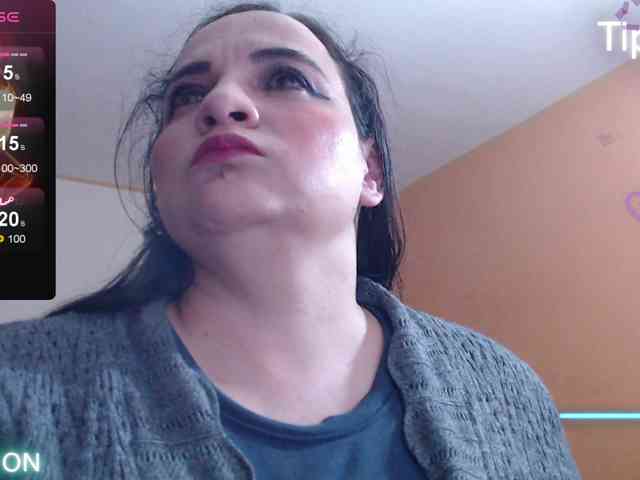 miaabrownn2 webcam