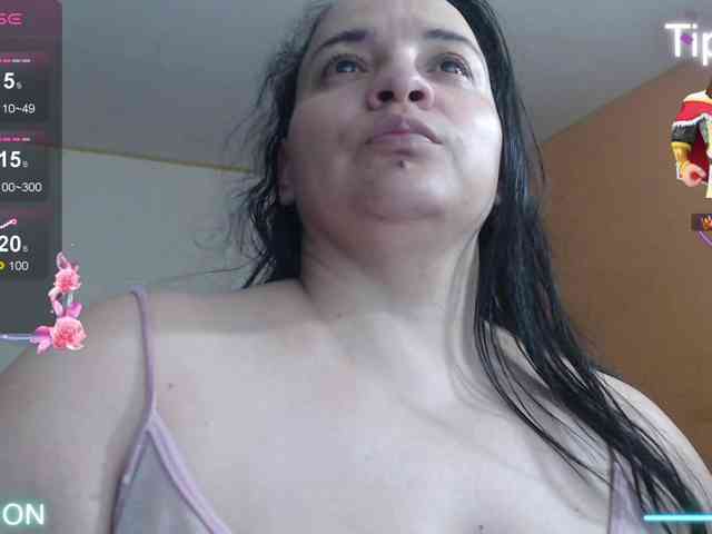 miaabrownn2 webcam