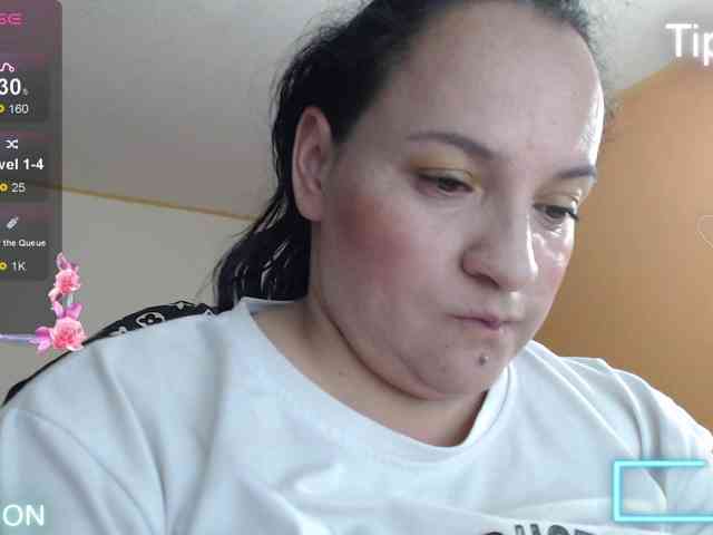 miaabrownn2 webcam