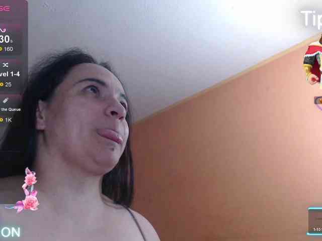 miaabrownn2 webcam