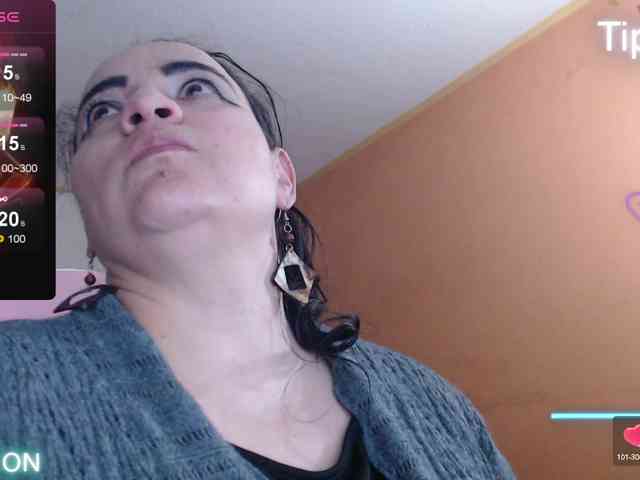miaabrownn2 webcam