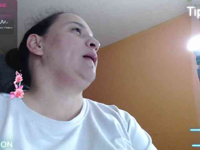 miaabrownn2 webcam
