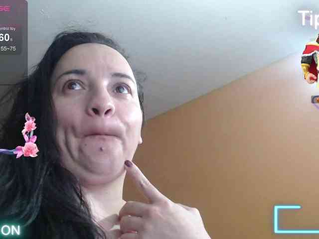 miaabrownn2 webcam