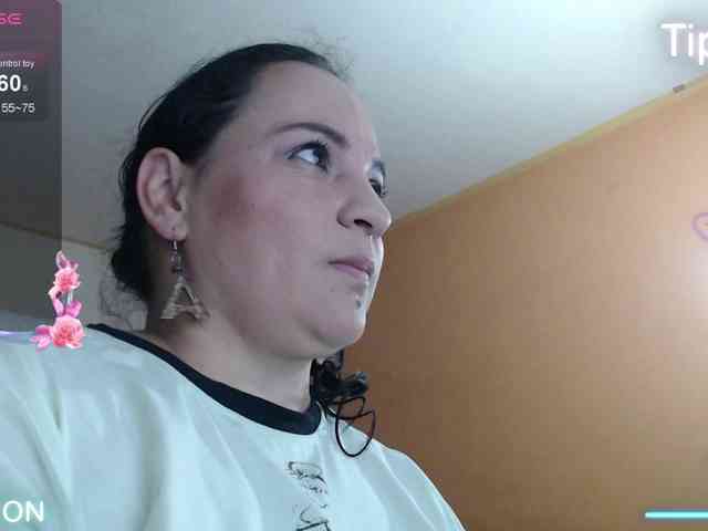 miaabrownn2 webcam