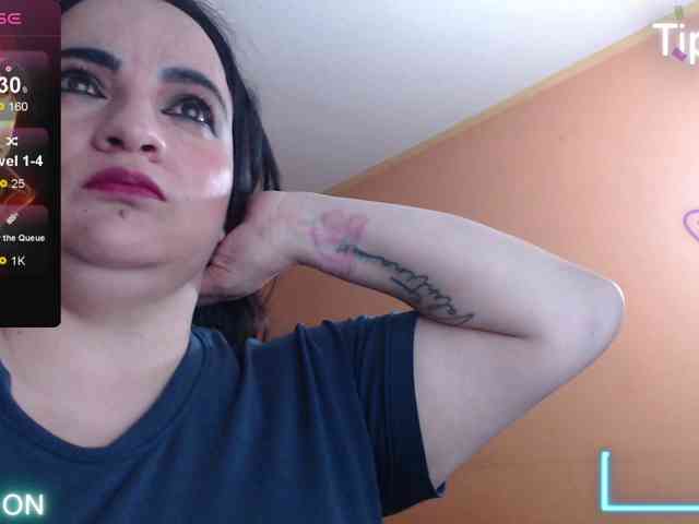 miaabrownn2 webcam