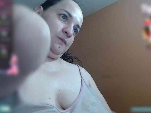 miaabrownn2 webcam